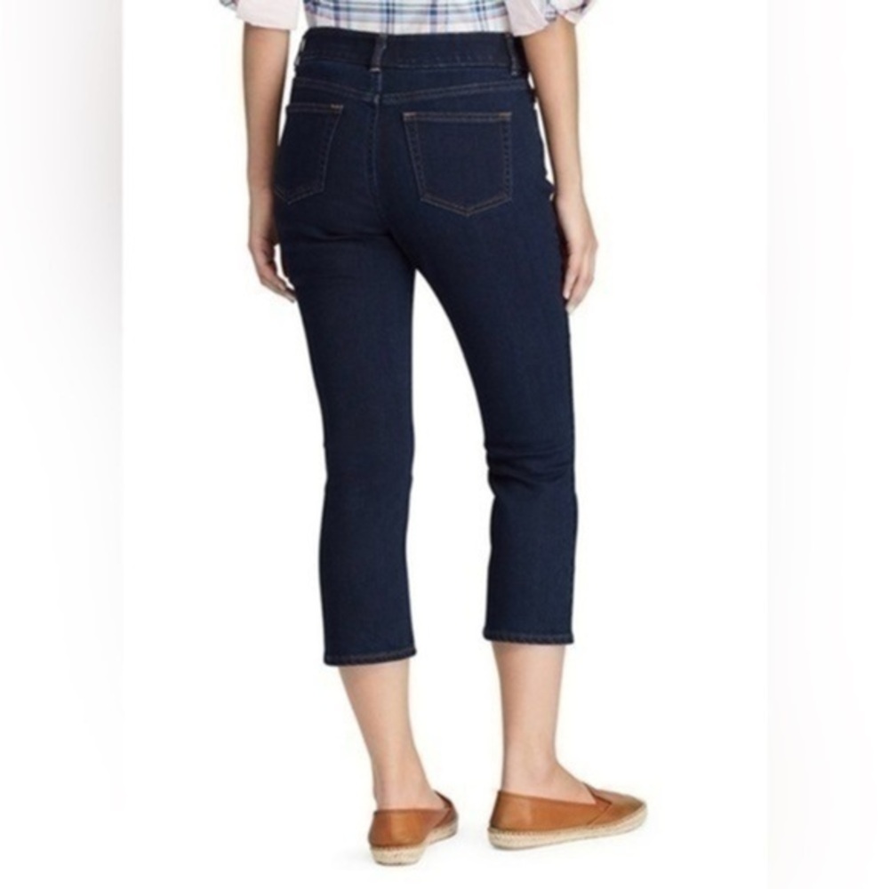 NWT Chaps Jean Capris Shape Scult Slimming size 4 $59 21” inseam New